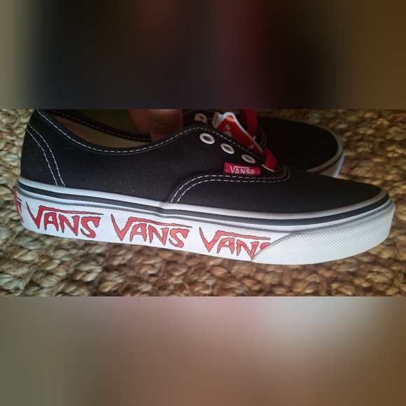 Vans Boy/Girl's Authentic Sketch Sidewall Black/Red Skate Shoes - Size 13 Nwt - Picture 2 of 8